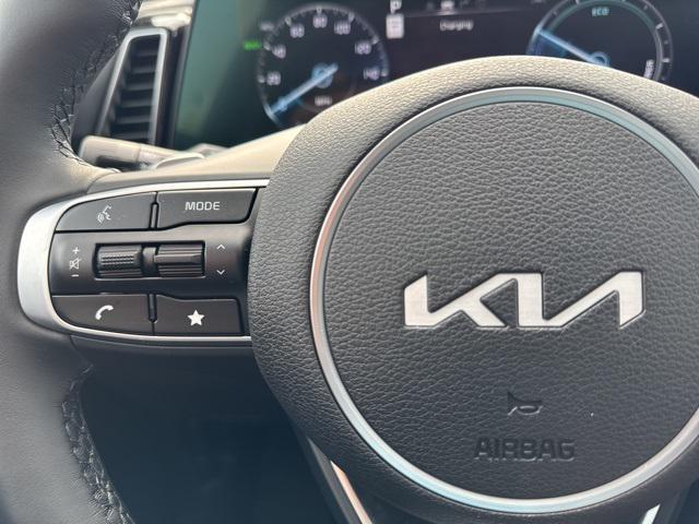 new 2025 Kia Sportage car, priced at $46,090
