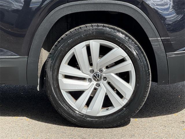 used 2022 Volkswagen Atlas Cross Sport car, priced at $25,900