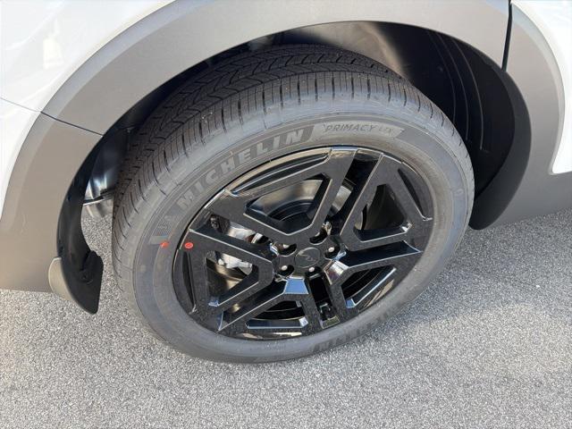 new 2025 Kia Telluride car, priced at $55,640