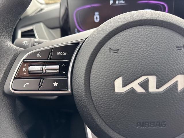 new 2025 Kia Seltos car, priced at $26,275