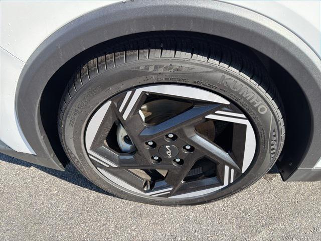 used 2025 Kia K4 car, priced at $20,210