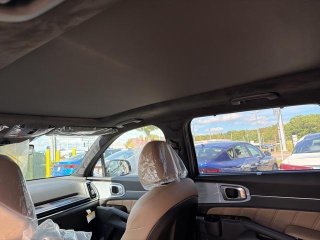 new 2025 Kia Sorento car, priced at $48,655