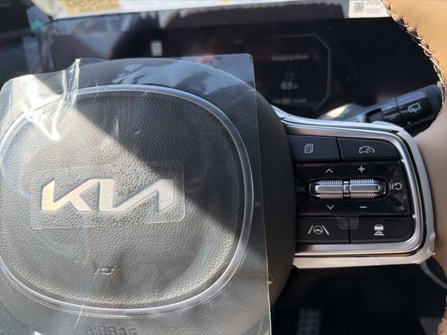 new 2025 Kia Sorento car, priced at $48,655