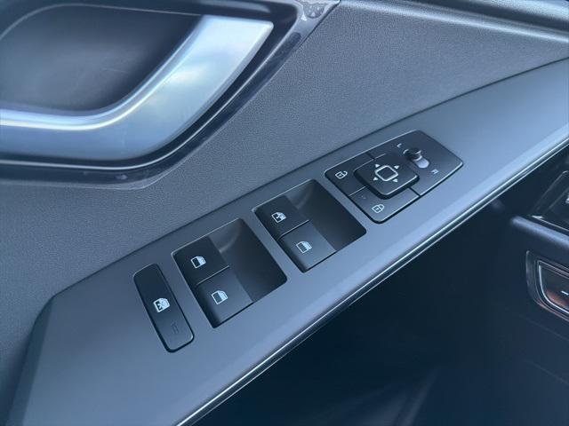 new 2025 Kia Niro EV car, priced at $42,705