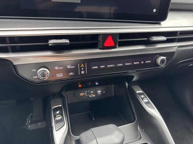new 2025 Kia Sorento car, priced at $43,375