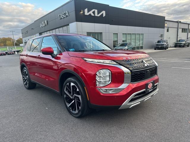 used 2022 Mitsubishi Outlander car, priced at $22,500