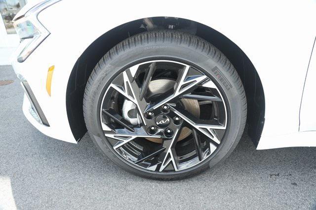 new 2025 Kia K5 car, priced at $31,775