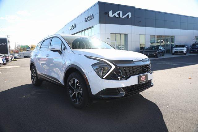 new 2025 Kia Sportage car, priced at $33,185