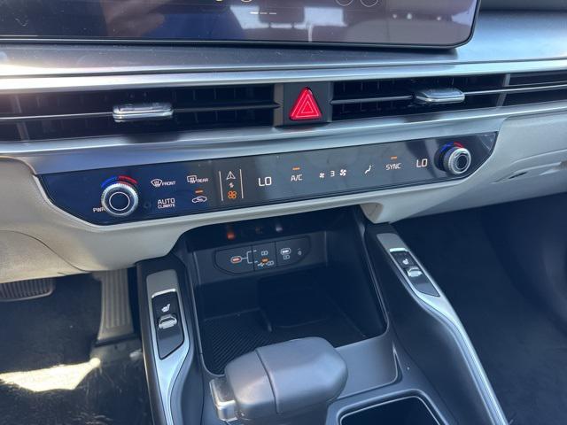 new 2025 Kia Sorento car, priced at $39,375