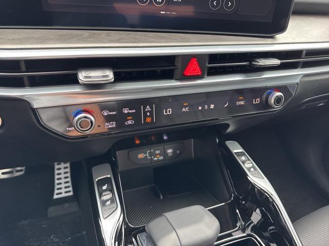new 2025 Kia Sorento car, priced at $45,480