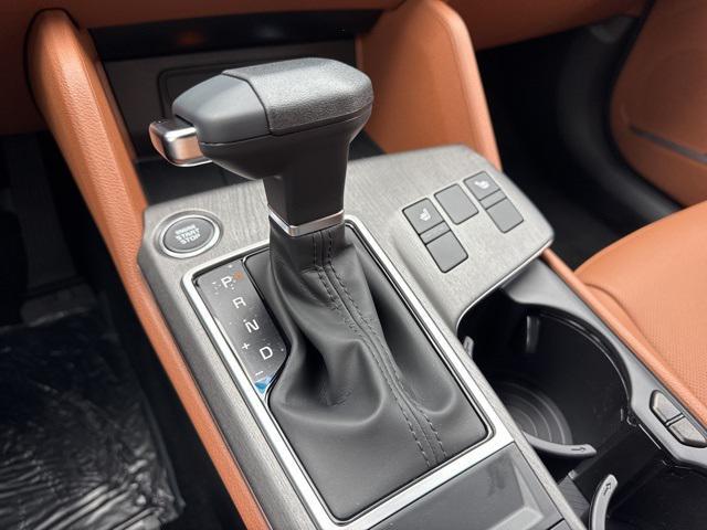 new 2026 Kia Sportage car, priced at $36,065
