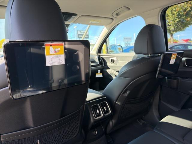 new 2026 Kia Sorento car, priced at $43,445