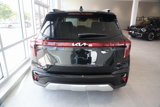 new 2024 Kia Seltos car, priced at $32,035