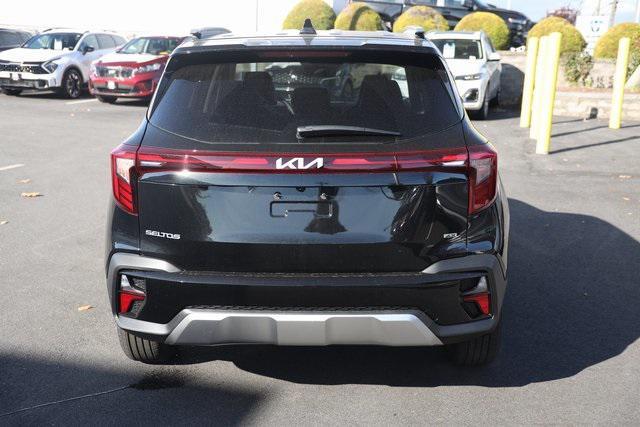 new 2025 Kia Seltos car, priced at $28,900