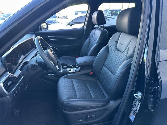 used 2025 Kia Telluride car, priced at $43,900