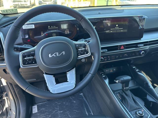 new 2025 Kia Sorento car, priced at $38,530