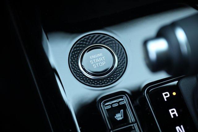 new 2025 Kia Niro car, priced at $37,285