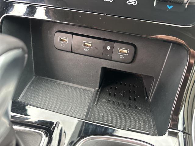 used 2024 Kia Carnival car, priced at $34,900