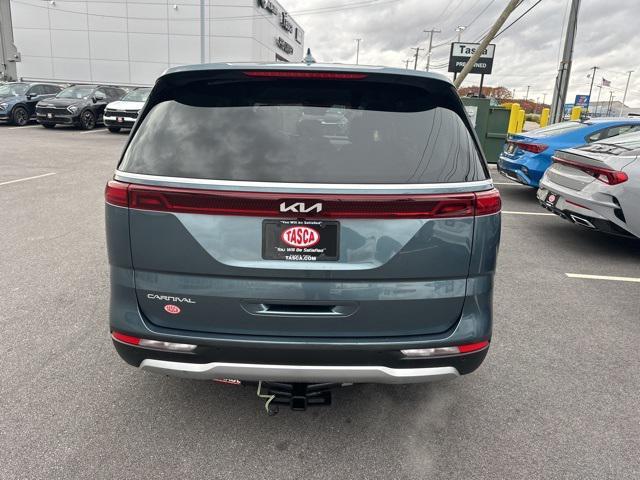 used 2024 Kia Carnival car, priced at $34,900