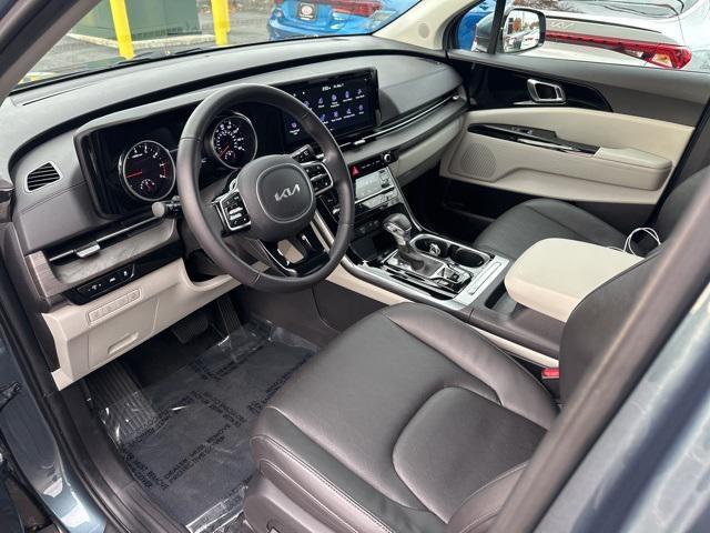 used 2024 Kia Carnival car, priced at $34,900