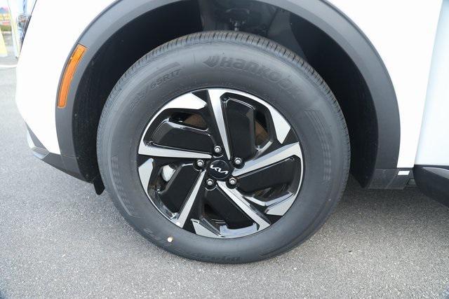 new 2025 Kia Sportage Hybrid car, priced at $32,335