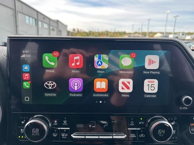 used 2023 Toyota Highlander car, priced at $40,500