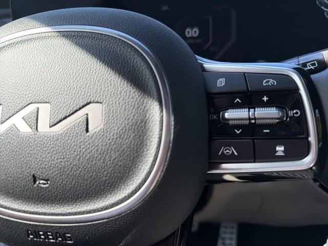 new 2025 Kia Sorento Hybrid car, priced at $48,595