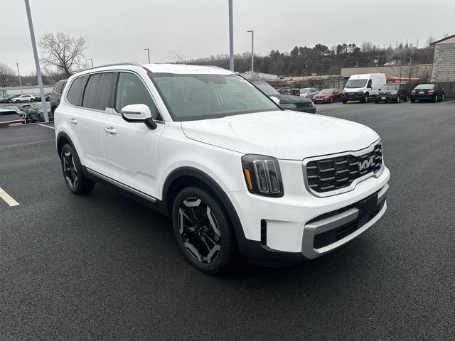 used 2023 Kia Telluride car, priced at $35,562