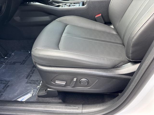 new 2025 Kia Sorento car, priced at $39,225