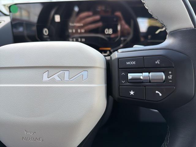 new 2025 Kia K4 car, priced at $27,440