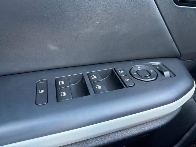 new 2025 Kia K4 car, priced at $27,440