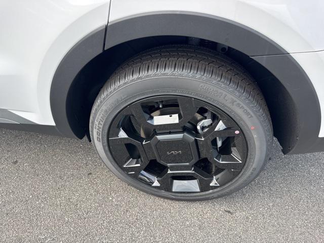 new 2025 Kia Sorento car, priced at $48,595