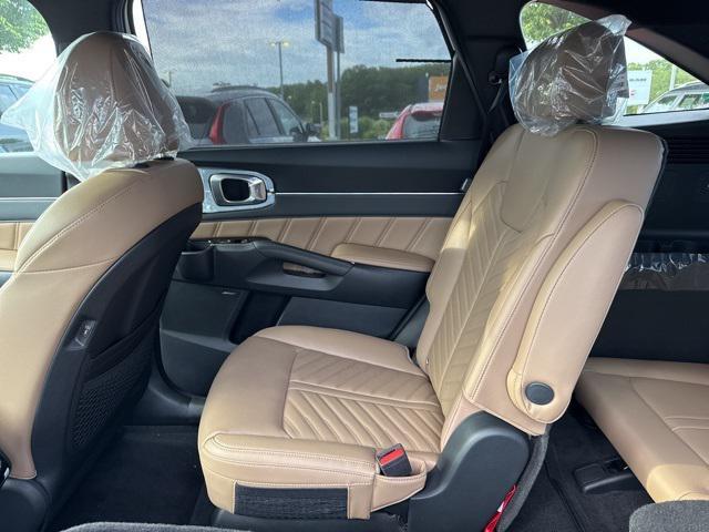 new 2025 Kia Sorento car, priced at $48,595