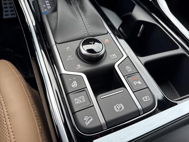 new 2025 Kia Sorento car, priced at $48,595