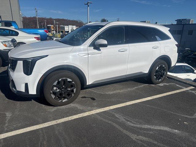 used 2025 Kia Sorento car, priced at $33,500