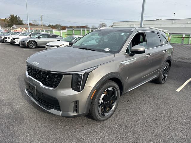 used 2025 Kia Sorento Hybrid car, priced at $36,900