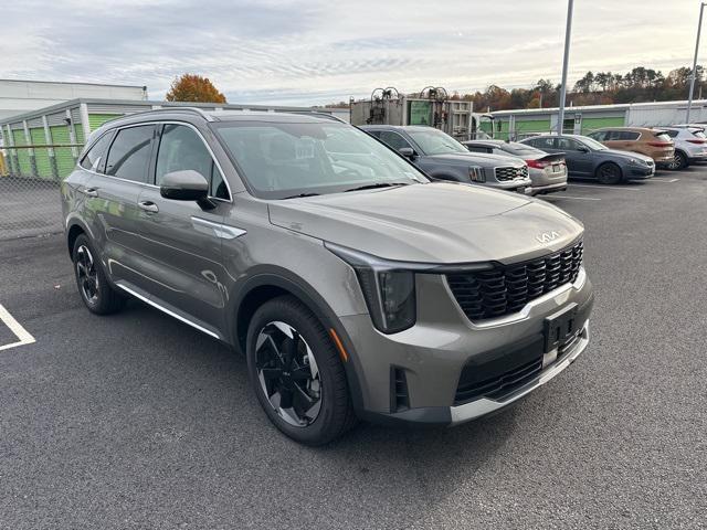 used 2025 Kia Sorento Hybrid car, priced at $36,900