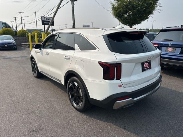 used 2025 Kia Sorento Hybrid car, priced at $36,900