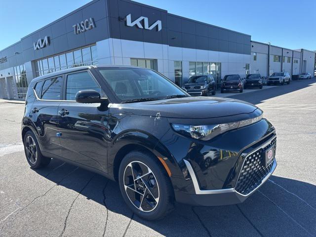 new 2025 Kia Soul car, priced at $26,705