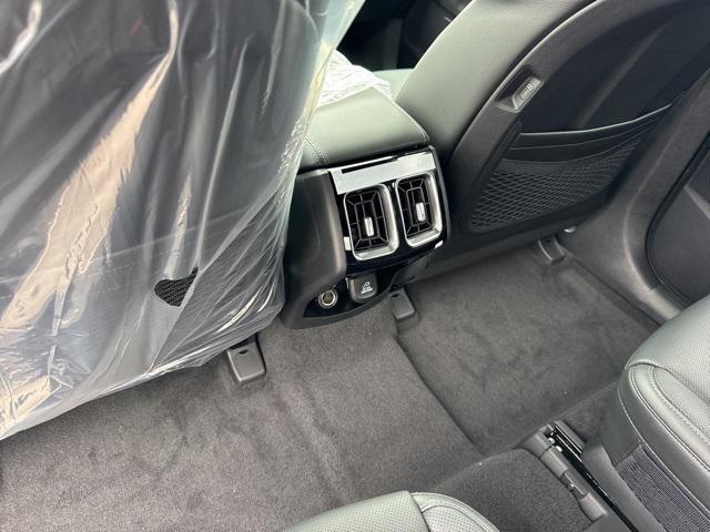 new 2025 Kia Sorento car, priced at $48,300