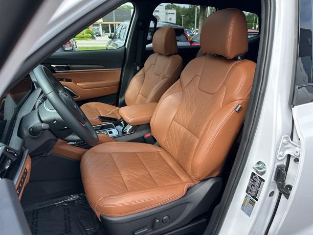 used 2024 Kia Telluride car, priced at $44,995