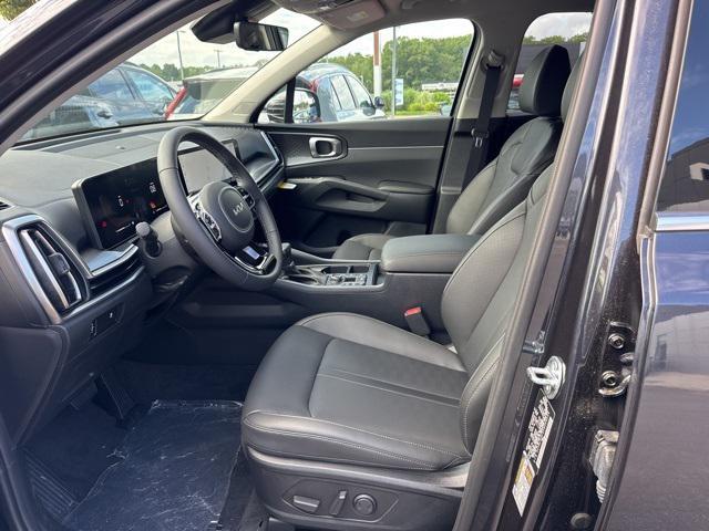 new 2025 Kia Sorento car, priced at $38,995