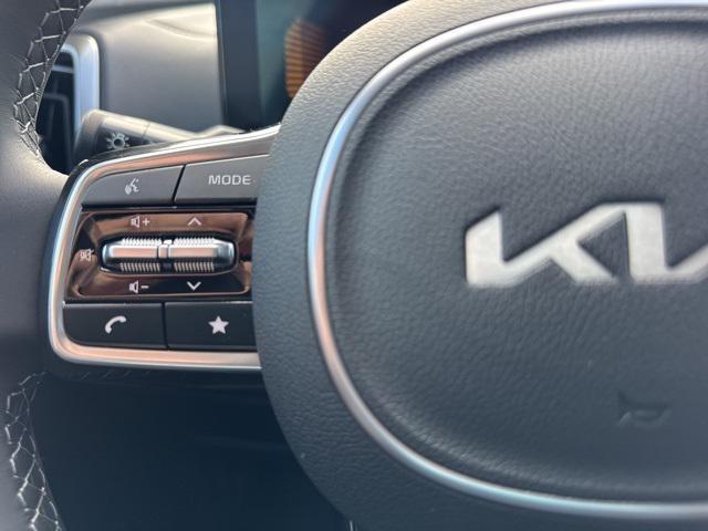 new 2025 Kia Sorento car, priced at $38,995
