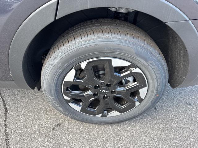 new 2025 Kia Sorento car, priced at $38,995