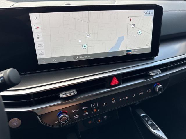 new 2025 Kia Sorento car, priced at $38,995