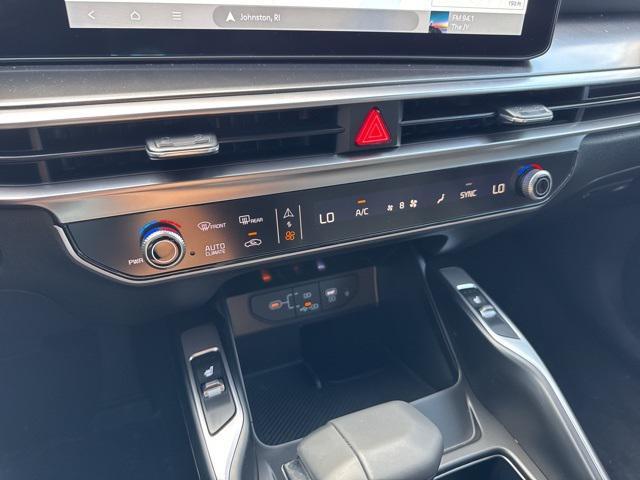 new 2025 Kia Sorento car, priced at $38,995