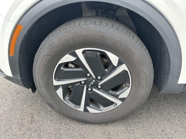 used 2023 Kia Sportage Hybrid car, priced at $26,417