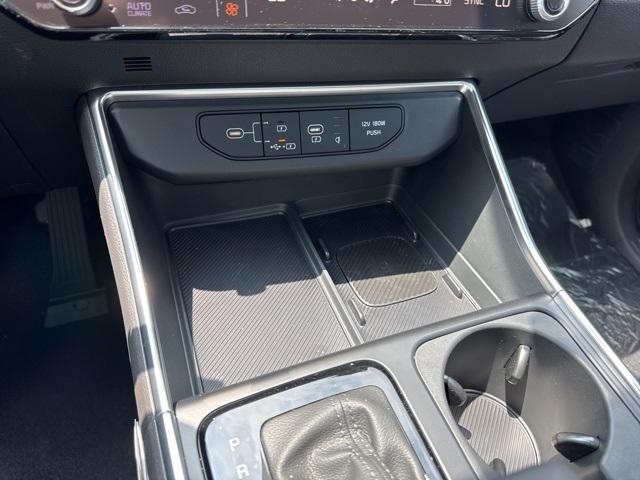 new 2026 Kia Carnival car, priced at $53,285