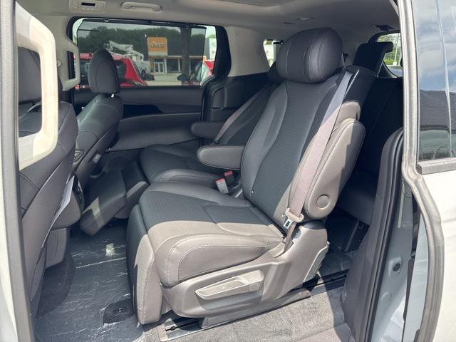 new 2026 Kia Carnival car, priced at $53,285