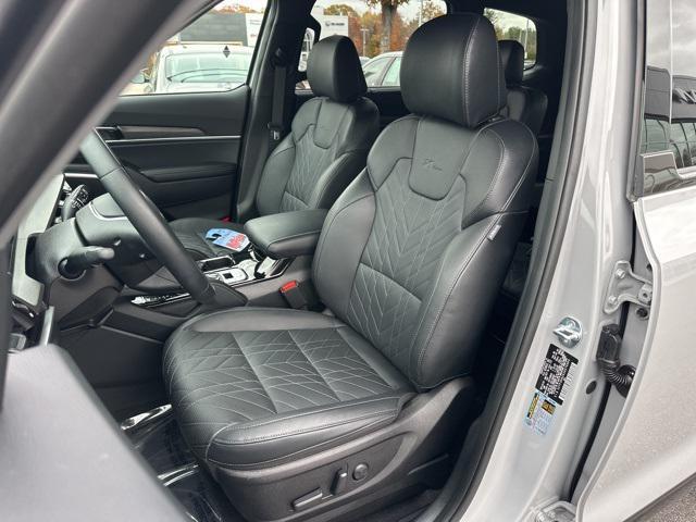 used 2025 Kia Telluride car, priced at $43,000